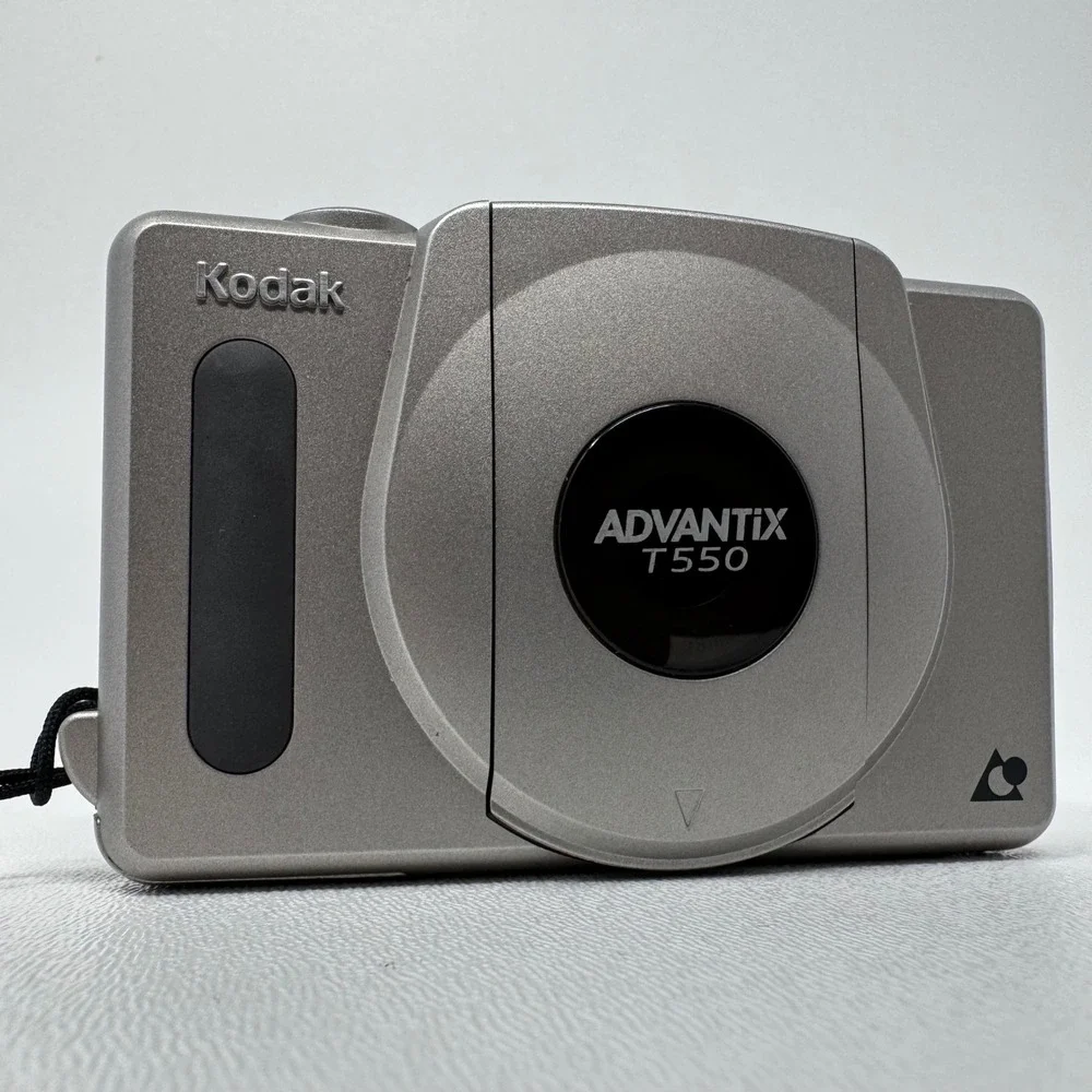 Kodak Advantix T550 APS Film Camera Ektanar 28mm f3.5 Lens Silver AF